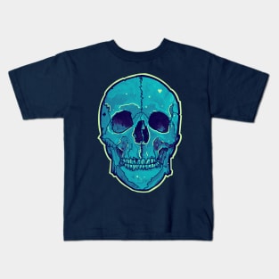 big beautiful blue skull Kids T-Shirt